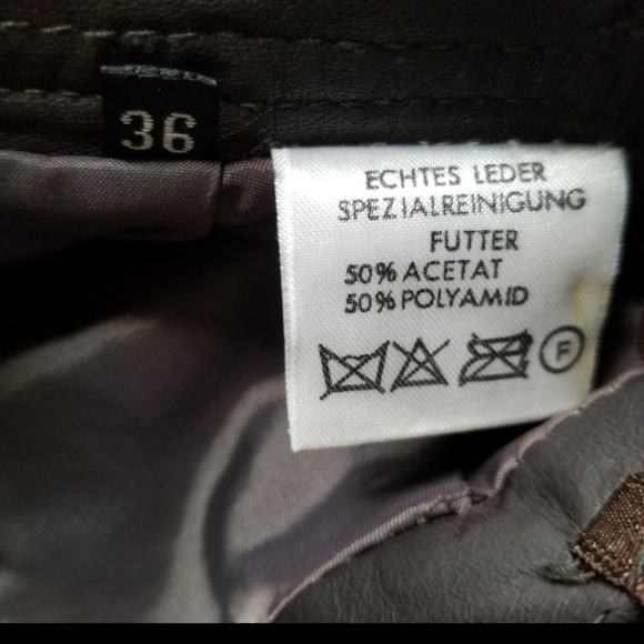 Faux leather skirt - Picture 7 of 11